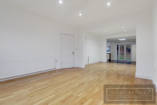 4 bedroom semi-detached house to rent - Photo 1