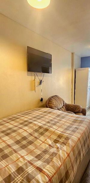 Flat 2, 1a Church Square, Rathfriland, BT34 5PT - Photo 1