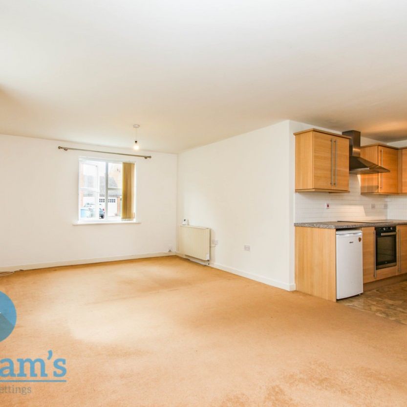 2 bed Apartment for Rent - Photo 1