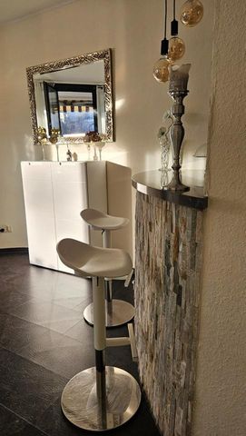 Möbliertes Studio-Apartment, große Terrasse, zentral - Foto 2