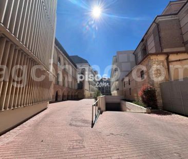 Piso en alquiler en Plaza de la Trinidad - Foto 4