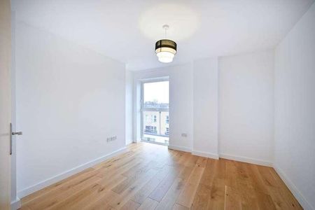 Lanadron Close, Isleworth, TW7 - Photo 3