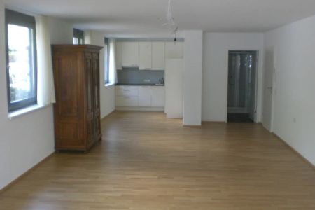 Großzügige Singlewohnung in Bestlage - Photo 2