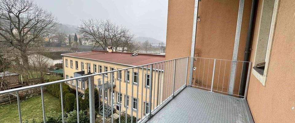 Gepflegte 2 Raumwohnung mit Balkon und Eckbadewanne - Foto 1