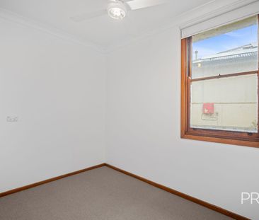 15 Margaret Avenue, Mount Austin NSW 2650 - Photo 3