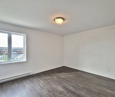 Condo for rent, Laval (Chomedey) - Photo 2