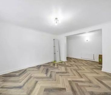 3 Bed Flat, Leigham Court Road, SW16 - Photo 1