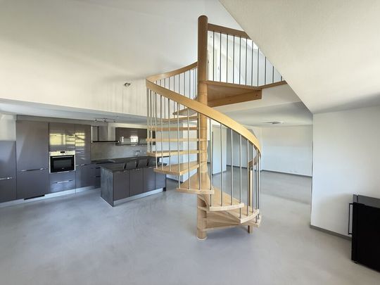 Modern duplex close to amenities - 3 months of net rent offered - Foto 1