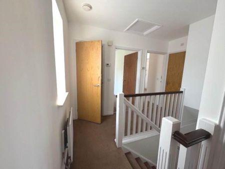 2 bedroom apartment to rent - Photo 2