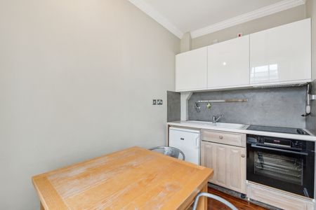 1 Bed Flat, Oakley St, SW3 - Photo 2