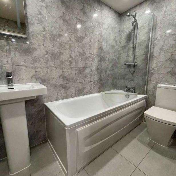 Atlantic Apartments, Festing Road, Southsea, PO4 - Photo 1