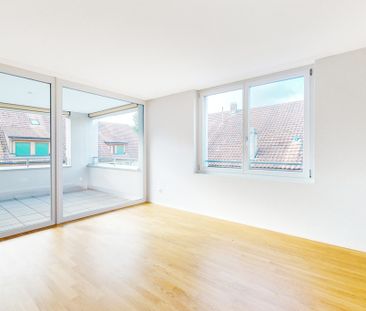 MODERNE WOHNUNG MITTEN IM ZENTRUM VON AARWANGEN - Foto 3