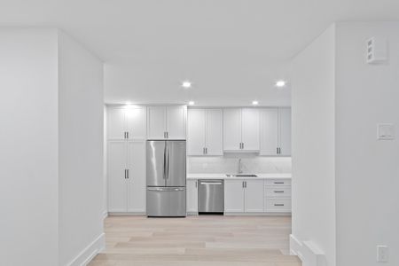For Lease - 93 Highfield Road Unit# Lower, Toronto, Ontario - Photo 5