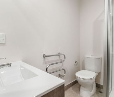 Renovated City Convenience - Photo 2