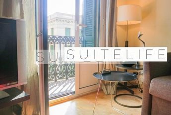 Monsieur Van Damme Lives Upstairs