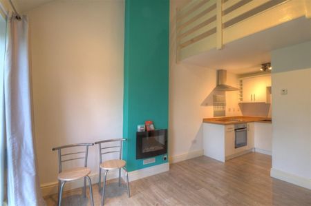 1 BED House To rent - Photo 2