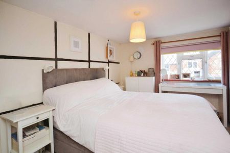 3 bedroom terraced house to rent - Photo 4