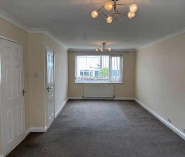 Cornfield Avenue, Huddersfield, HD3 - Photo 1