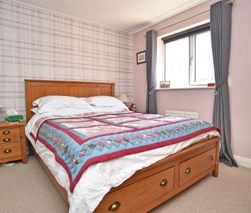 4 bedroom link detached house to rent - Photo 6