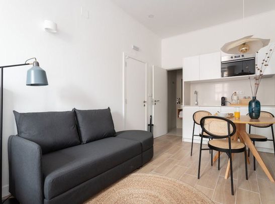 Travessa Convento das Bernardas, Lisbon, Lisbon 1200-638 - Photo 1