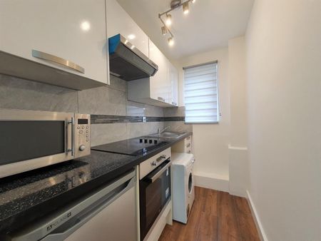 Larmans Road, Enfield EN3, London - Photo 2