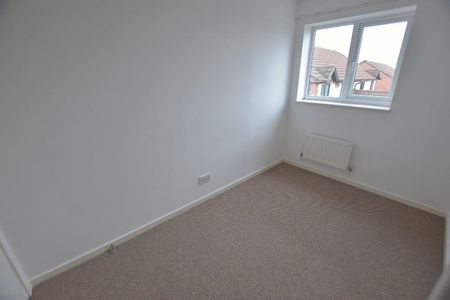 2 bedroom townhouse to rent - Photo 3