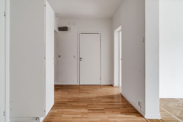 Bjäregatan, Helsingborg - Photo 1