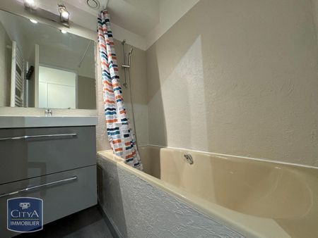 Location Appartement 1 pièce 27m² AVIGNON 84000 - Photo 2