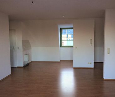Eine 2-Zimmer-DG-Wohnung mit Ausblick und viel Charme in Brand Erbi... - Photo 1