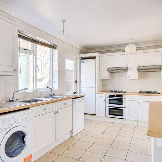 Warwick Road, Canterbury, CT1 - Photo 1