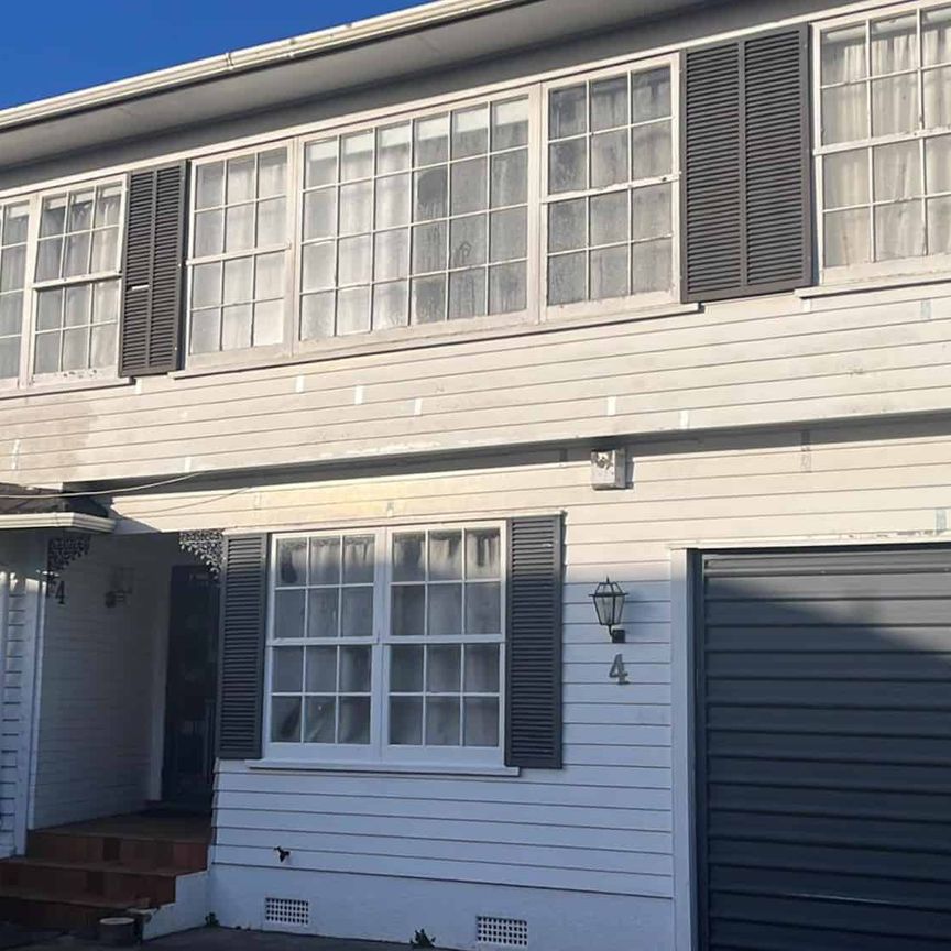 Charming Home for Rent at Pakuranga - Photo 1