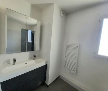 AIX LA DURANNE APPARTEMENT 3 PIECES TERRASSE ET PARKING, - Photo 4