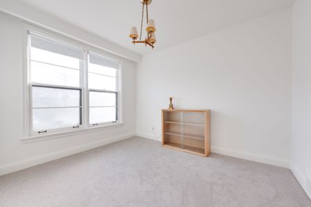 For Lease - 36 Shallmar Boulevard, Toronto, Ontario - Photo 5