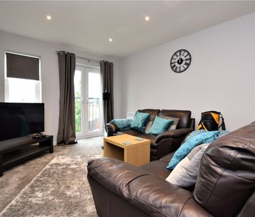 South End Grove, Leeds, West Yorkshire, LS13 2AX - Photo 4