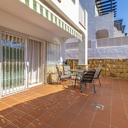 Town House for rent in Marbella - Photo 4