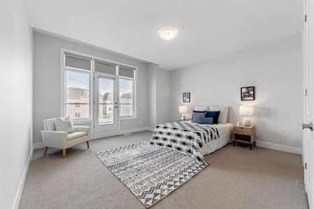 For Lease - 11 Godfrey Willis Drive, Markham, Ontario - Photo 3