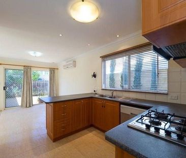 Spacious Living in West Leederville - Photo 5