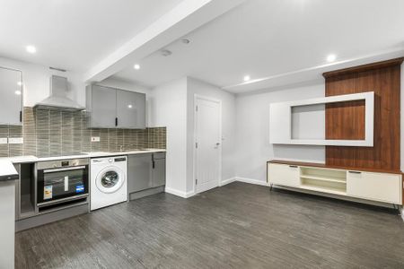 1 bedroom flat to rent - Photo 3