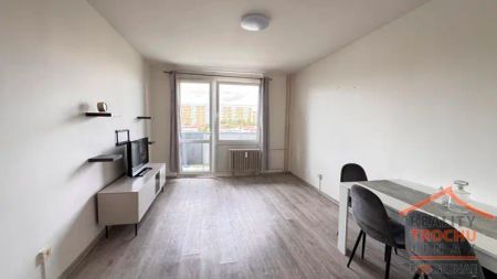Pronájem bytu 1+kk, ul. Brožíkova, Hradec Králové - Photo 3