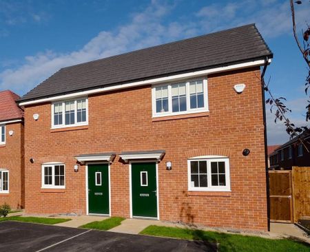 2 bedroom semi-detached house to rent - Photo 5