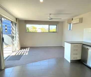 11/15 Strangways Street, Curtin ACT 2605 - Apartment For Rent | Domain - Photo 4