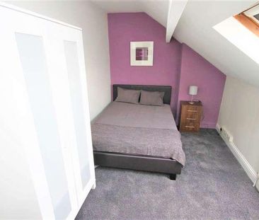 Autumn Place, Hyde Park, Leeds, LS6 - Photo 6