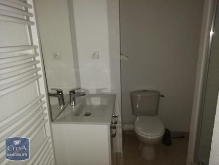 Location Appartement 1 pièce 17m² BOURG EN BRESSE 01000 - Photo 5
