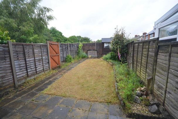 2 bedroom end of terrace house to rent - Photo 1