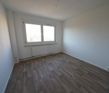 3-Raum-Wohnung mit Balkon auf dem südlichen Sonnenberg - Foto 1