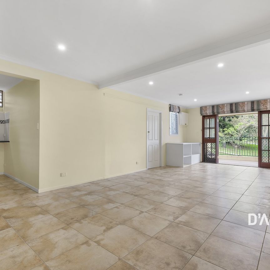 18 ANDERSON AV - Photo 1