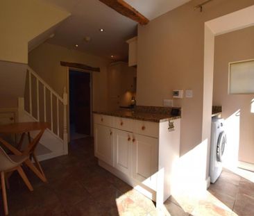 2 Bedroom Terraced To Let - Photo 6