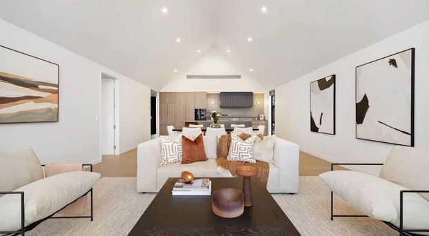 Stunning Home in Jacks Point! - Photo 1