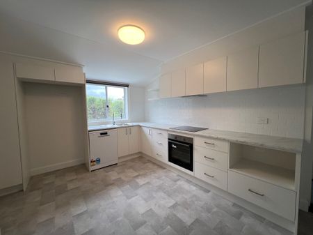 136 Old Hume Highway, Mittagong NSW 2575 - House For Rent | Domain - Photo 5