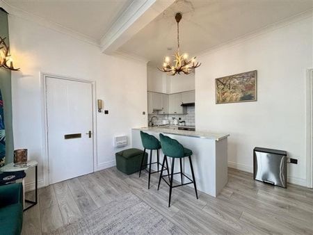 Oxford Passage, Cheltenham, GL50 - Photo 2